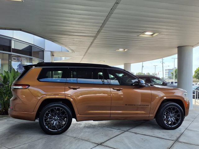 Used 2026 Jeep Grand Cherokee L Summit w/ Obsidian Package AWD/4WD image 20