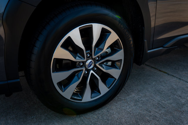 Certified 2025 Subaru Outback Limited AWD/4WD image 14