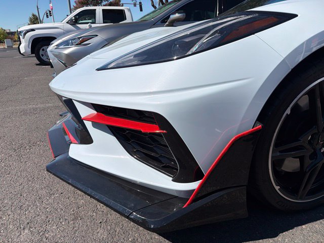 Used 2024 Chevrolet Corvette Stingray Preferred Cpe w/ Z51 Performance Package RWD image 19