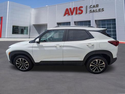 Used 2025 Chevrolet TrailBlazer LT AWD/4WD image 10