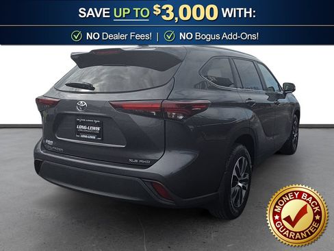 Used 2025 Toyota Highlander XLE AWD/4WD image 7