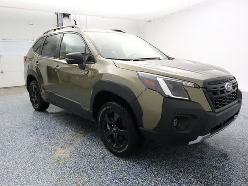 Used 2025 Subaru Forester Wilderness image 2