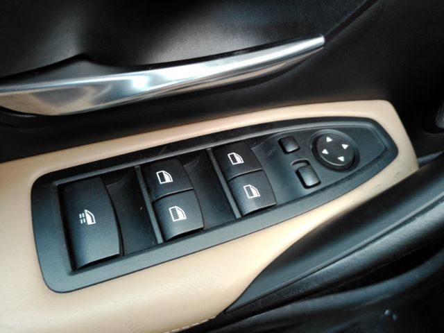 Used 2015 BMW M4 Convertible RWD image 36