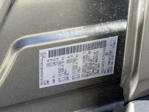 Used 2025 Nissan Rogue S image 23