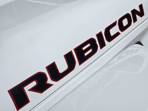 Certified 2026 Jeep Wrangler Unlimited Rubicon AWD/4WD image 13
