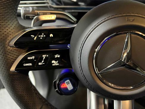 New 2025 Mercedes-Benz GLE 53 AMG 4MATIC image 23