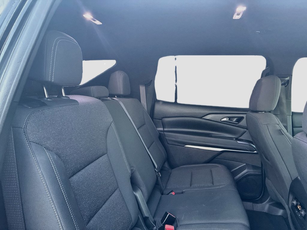 Used 2024 Chevrolet Traverse LS FWD image 27