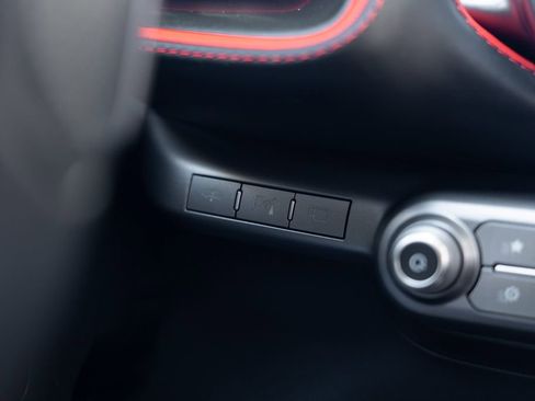Used 2018 Ferrari 812 Superfast RWD image 47