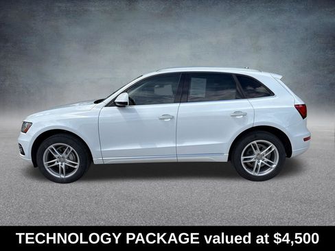 Used 2016 Audi Q5 2.0T Premium Plus w/ Technology Package AWD/4WD image 2