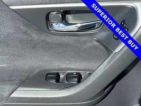 Used 2015 Nissan Altima 2.5 S w/ Power Driver Seat Package FWD image 13