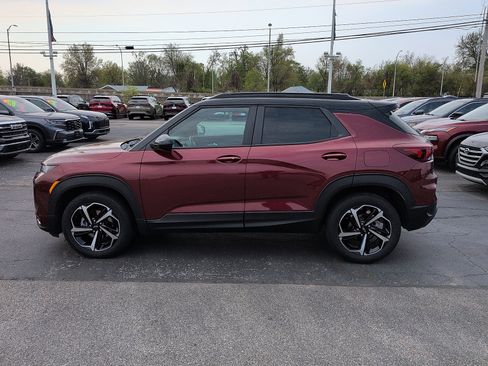 Used 2023 Chevrolet TrailBlazer RS w/ Technology Package image 4