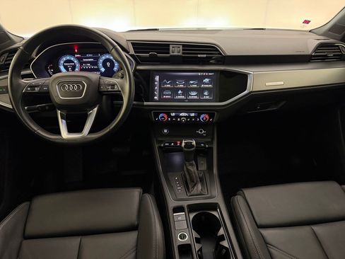 Used 2023 Audi Q3 2.0T Premium w/ Black Optic Sport Package AWD/4WD image 16
