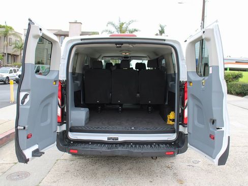 Used 2019 Ford Transit 150 XLT image 24