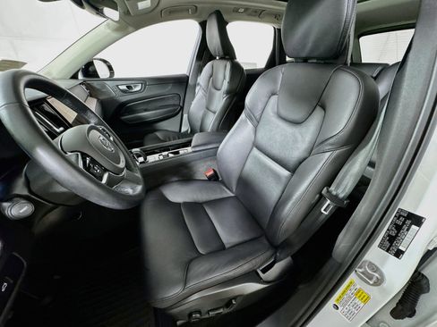 Used 2024 Volvo XC60 B5 Plus w/ Protection Package Premier AWD/4WD image 14