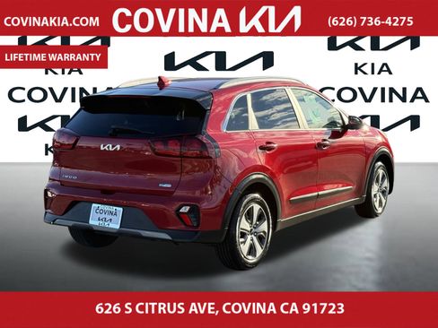 Used 2022 Kia Niro LX image 8