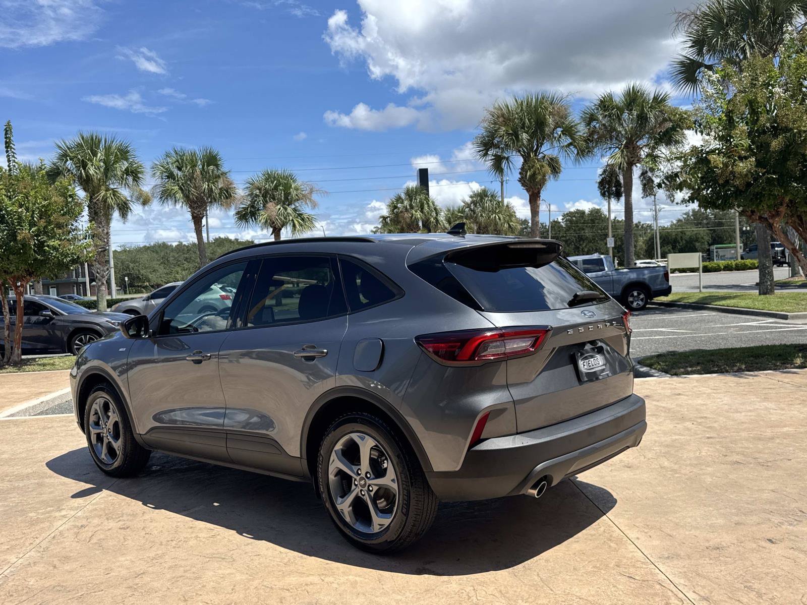Used 2025 Ford Escape ST-Line FWD image 6