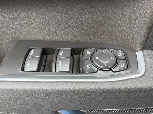 New 2026 Chevrolet Silverado 1500 LTZ w/ LTZ Premium Package AWD/4WD image 21
