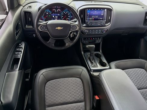 Used 2019 Chevrolet Colorado Z71 RWD image 17