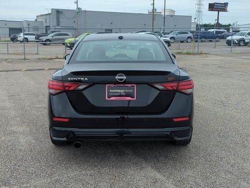 Used 2025 Nissan Sentra SR FWD image 5