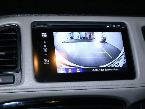 Used 2018 Honda HR-V EX image 29