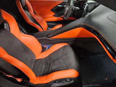 Used 2025 Chevrolet Corvette Stingray Premium Conv w/ Stealth Interior Trim Package image 18