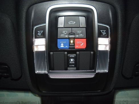 Used 2023 RAM 2500 Limited image 52