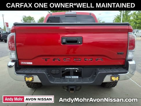Used 2021 Toyota Tacoma TRD Off-Road AWD/4WD image 10