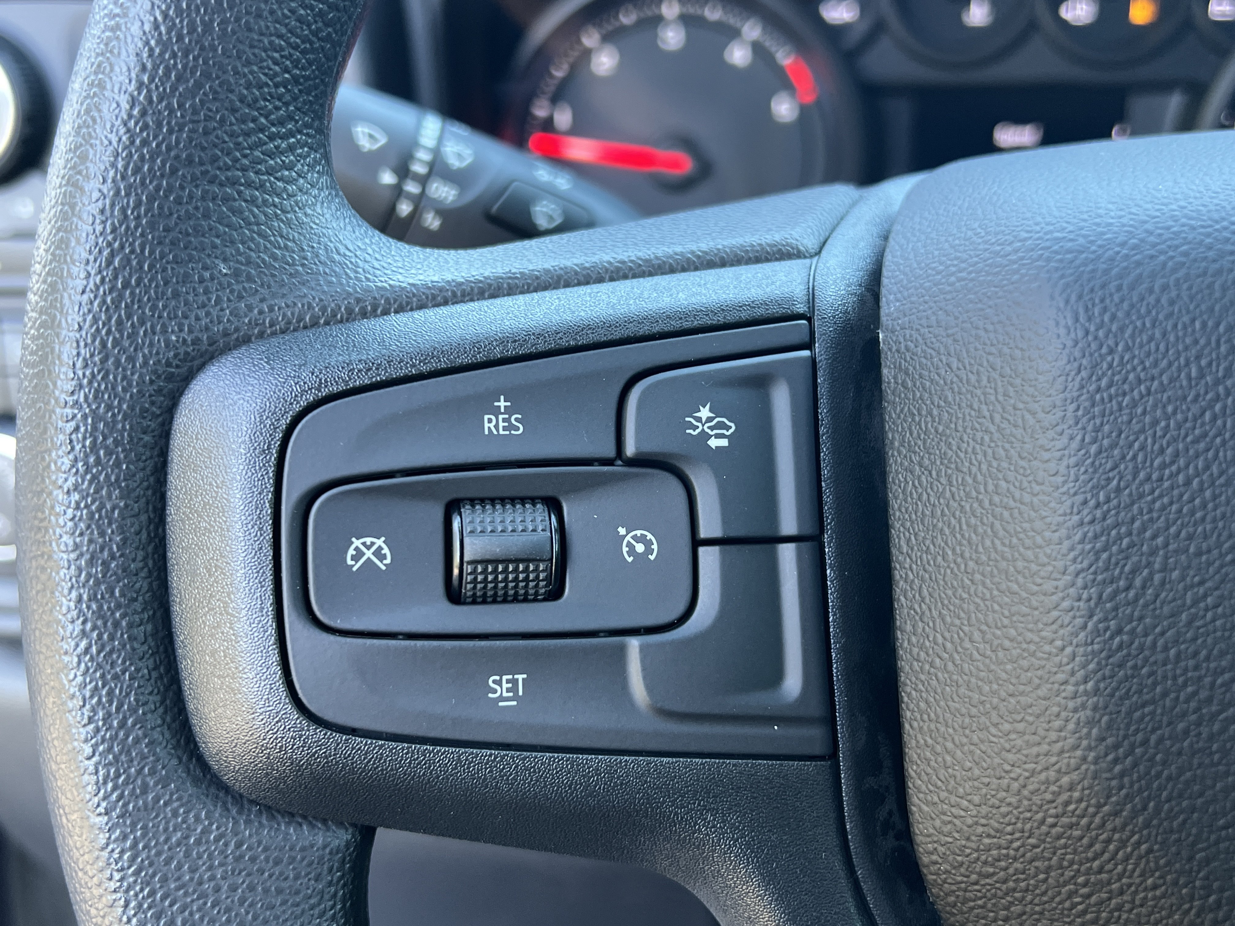 New 2026 Chevrolet Silverado 2500 Custom w/ Custom Value Package AWD/4WD image 20
