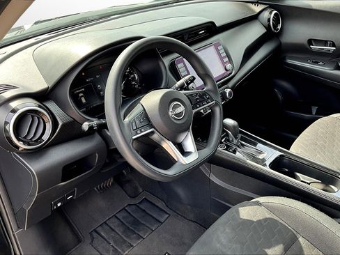 Used 2024 Nissan Kicks SV image 20