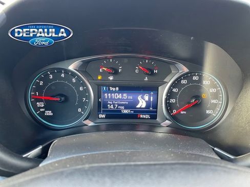 Used 2022 Chevrolet Equinox LT image 2