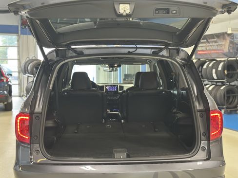 Used 2018 Honda Pilot Elite image 7