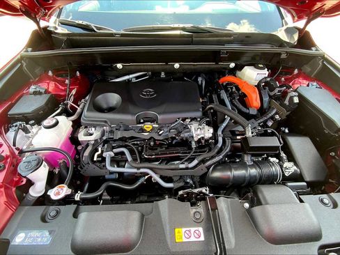 Used 2024 Toyota Venza Limited image 29