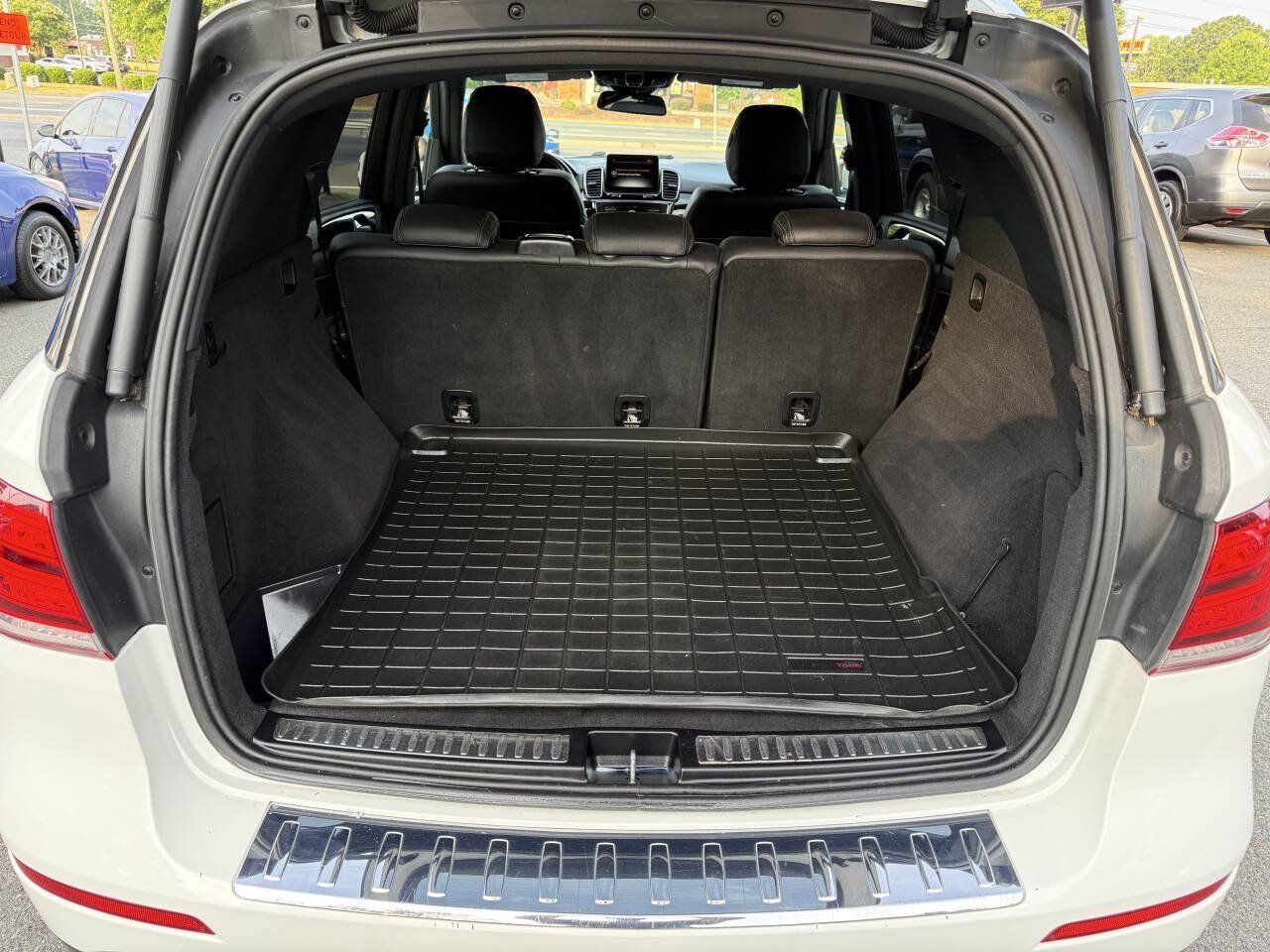 Used 2018 Mercedes-Benz GLE 350 4MATIC image 12