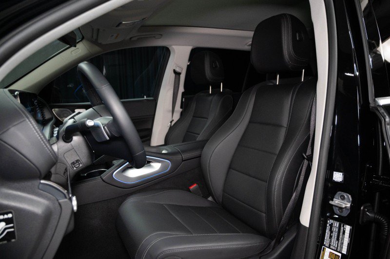 Certified 2026 Mercedes-Benz GLS 450 4MATIC image 13