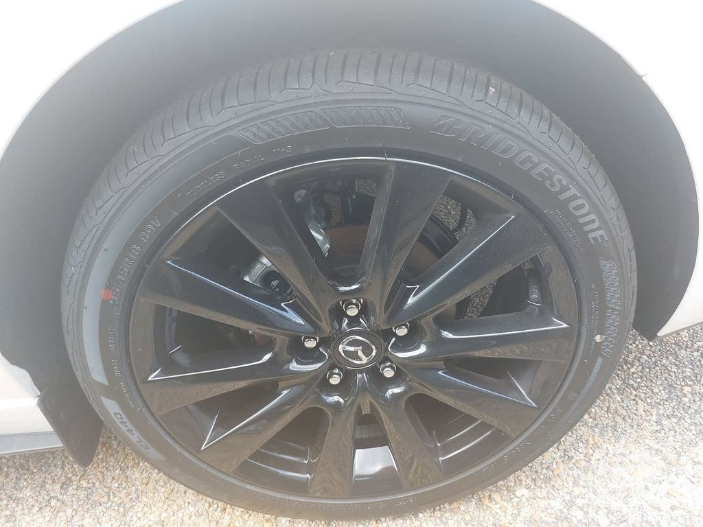 New 2026 MAZDA MAZDA3 Carbon AWD/4WD image 32