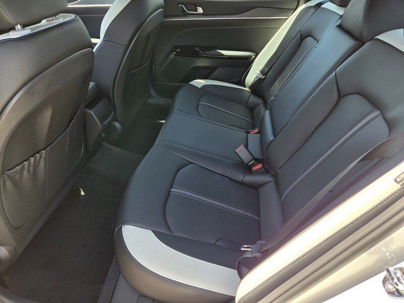 New 2026 Kia K5 GT-Line image 7