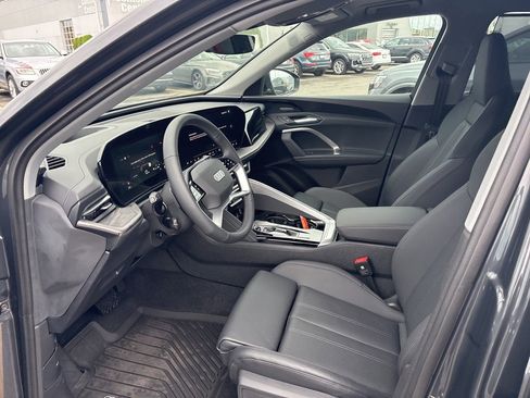 New 2025 Audi Q5 Premium Plus image 9