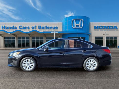 Used 2017 Subaru Legacy 2.5i Premium image 2