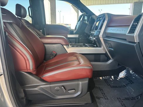 Used 2022 Ford F350 Platinum image 33