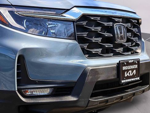 Used 2023 Honda Passport EX-L image 27