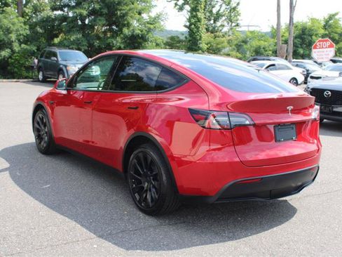 Used 2022 Tesla Model Y Long Range AWD/4WD image 4