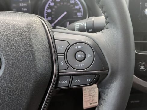 Used 2023 Toyota Camry SE FWD image 16