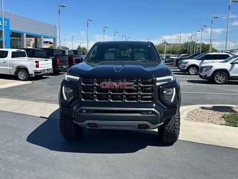 Certified 2025 GMC Canyon AT4 w/ AT4X Package AWD/4WD image 30