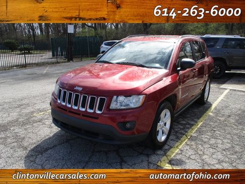 Used 2011 Jeep Compass Sport w/ Sun/Sound Group FWD image 1