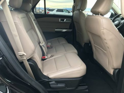 Certified 2023 Ford Explorer Limited image 22