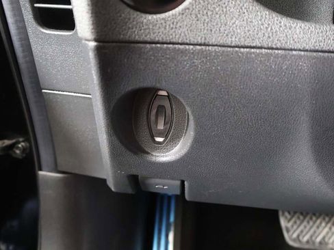 Used 2020 Nissan 370Z Coupe image 37