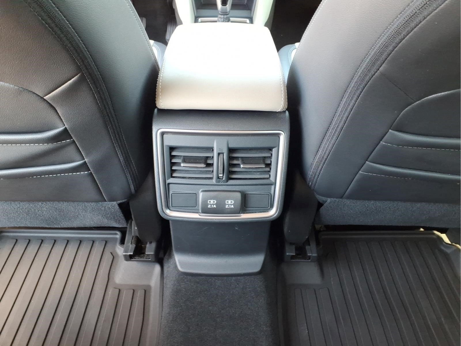 Used 2022 Subaru Forester Limited AWD/4WD image 7