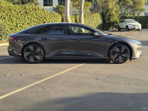 Used 2024 Lucid Air Touring image 7