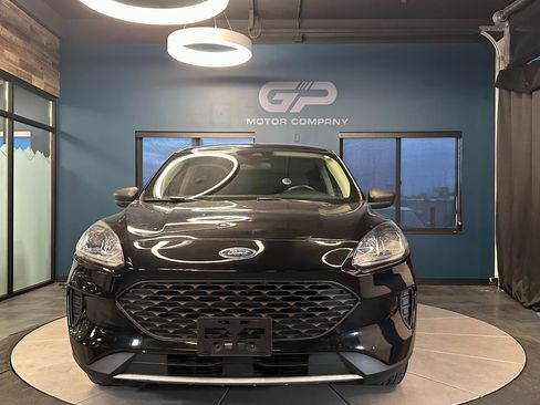Used 2020 Ford Escape S image 8