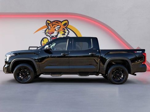 Used 2022 Toyota Tundra SR5 image 8